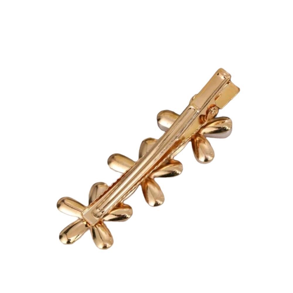 Pearl Flower Hair Clip - Picture 2 of 4